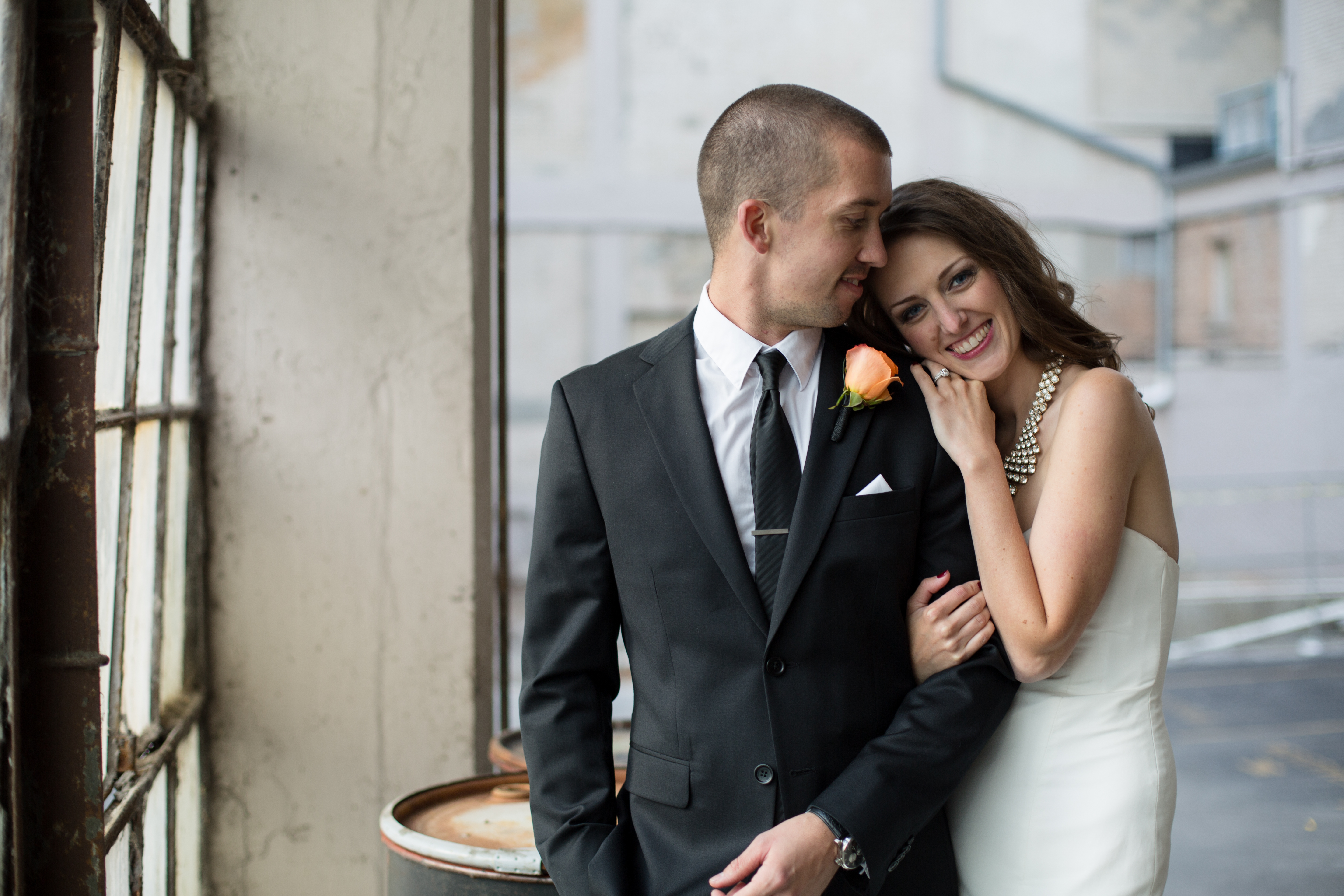 Whitney & Kyle – Downtown Milwaukee Wedding Photography