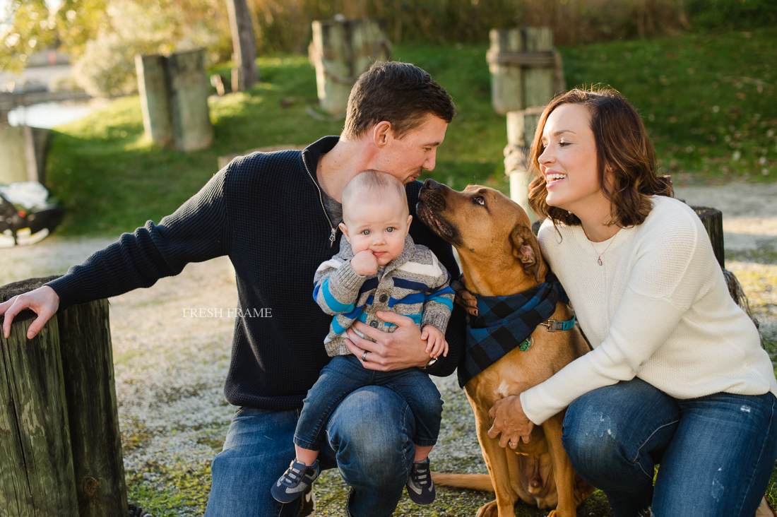 Jess & Brian & Ethan – Third Ward Milwaukee Family Photography